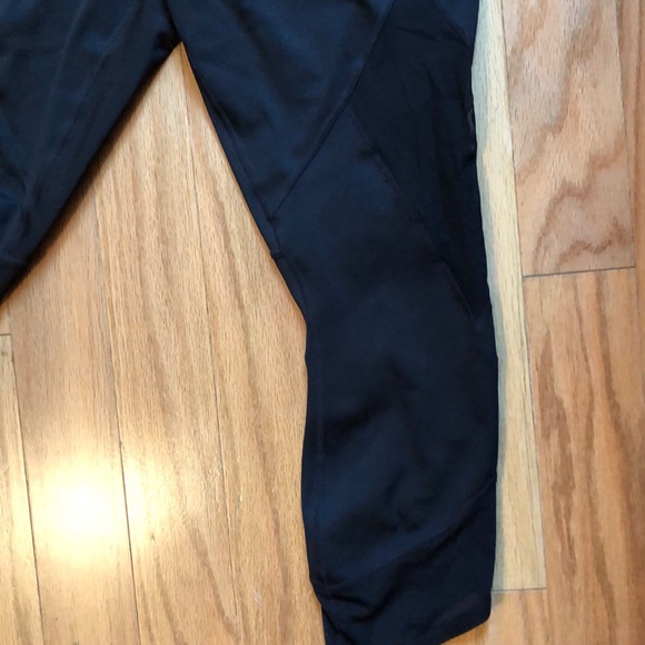 Lightly worn Athleta mesh capris. Medium - Picture 2 of 4